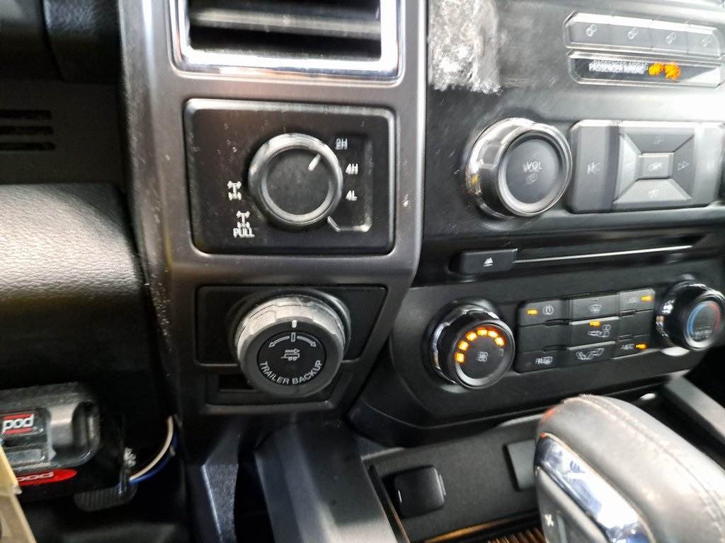 2016 Ford F-150 XLT photo 12