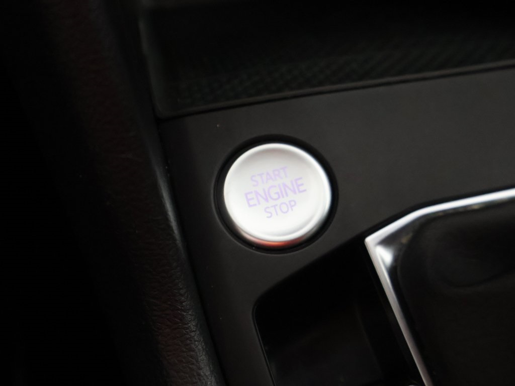 2022 Volkswagen Taos SE photo 28