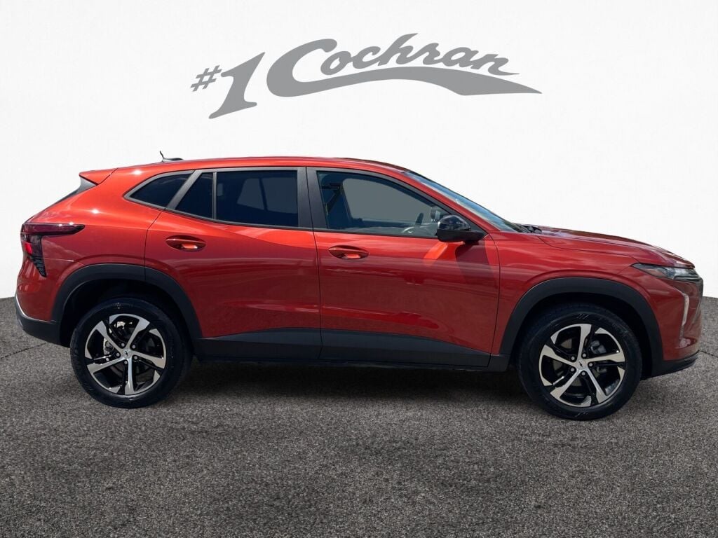 2024 Chevrolet Trax photo 8
