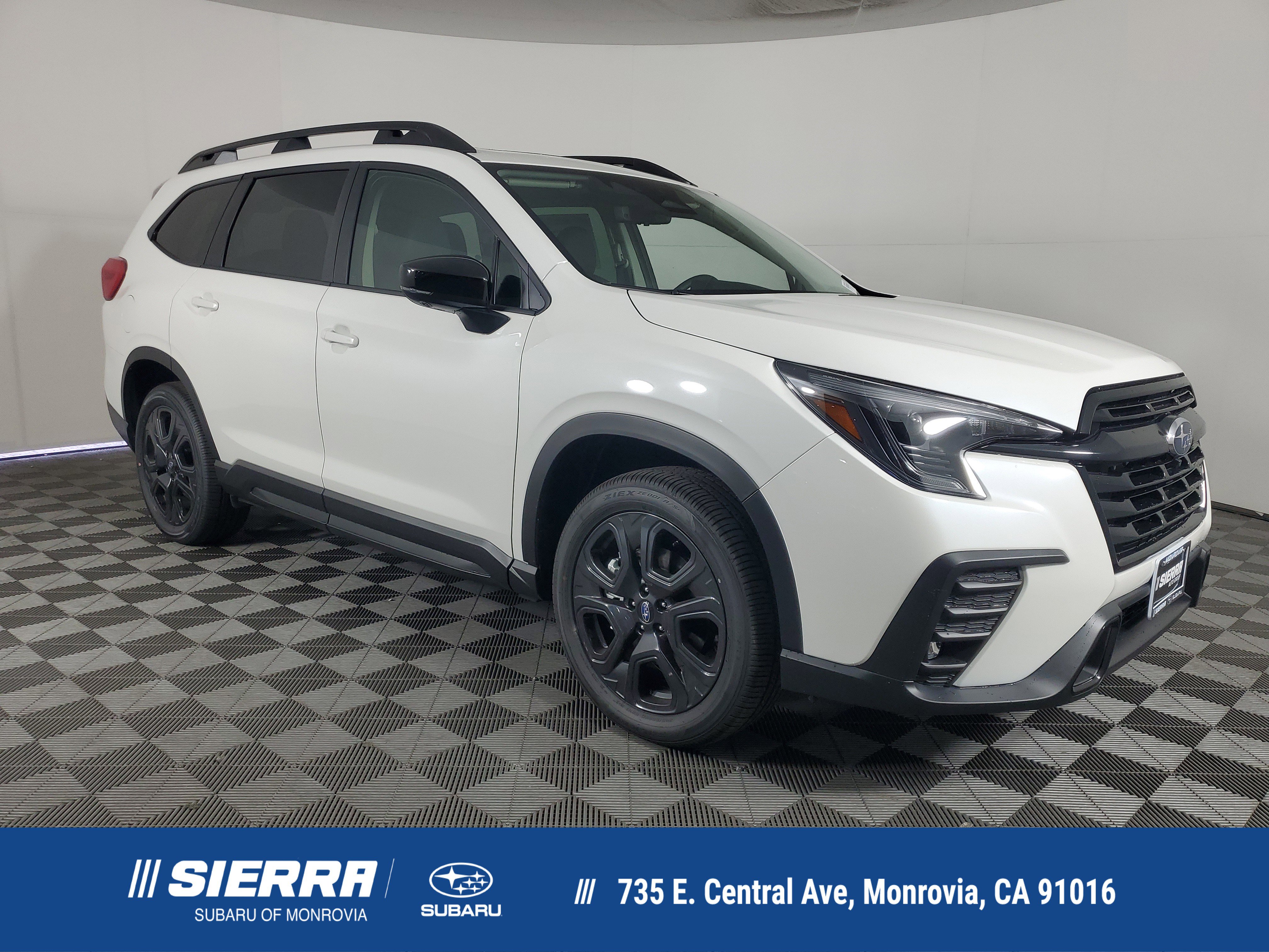 2025 Subaru Ascent Onyx Edition-Touring's photo