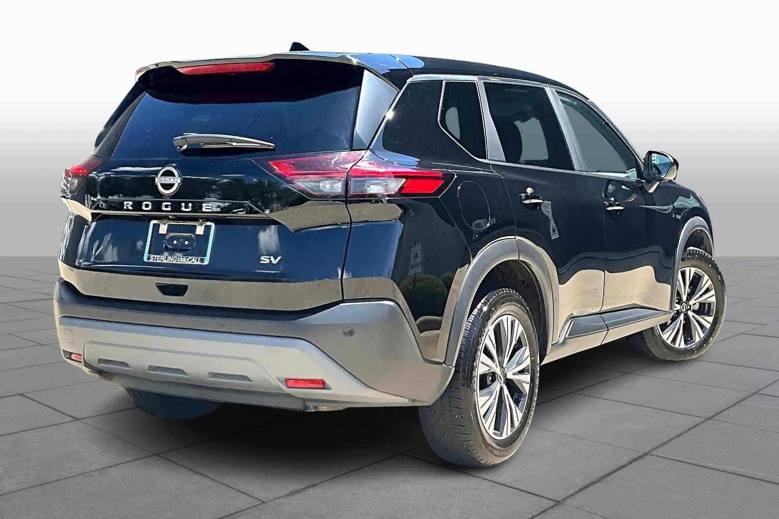 2023 Nissan Rogue SV photo 11