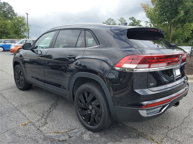 2026 Volkswagen Atlas Cross Sport SE Technology photo 5