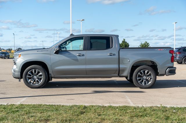 2023 Chevrolet Silverado 1500 RST photo 4