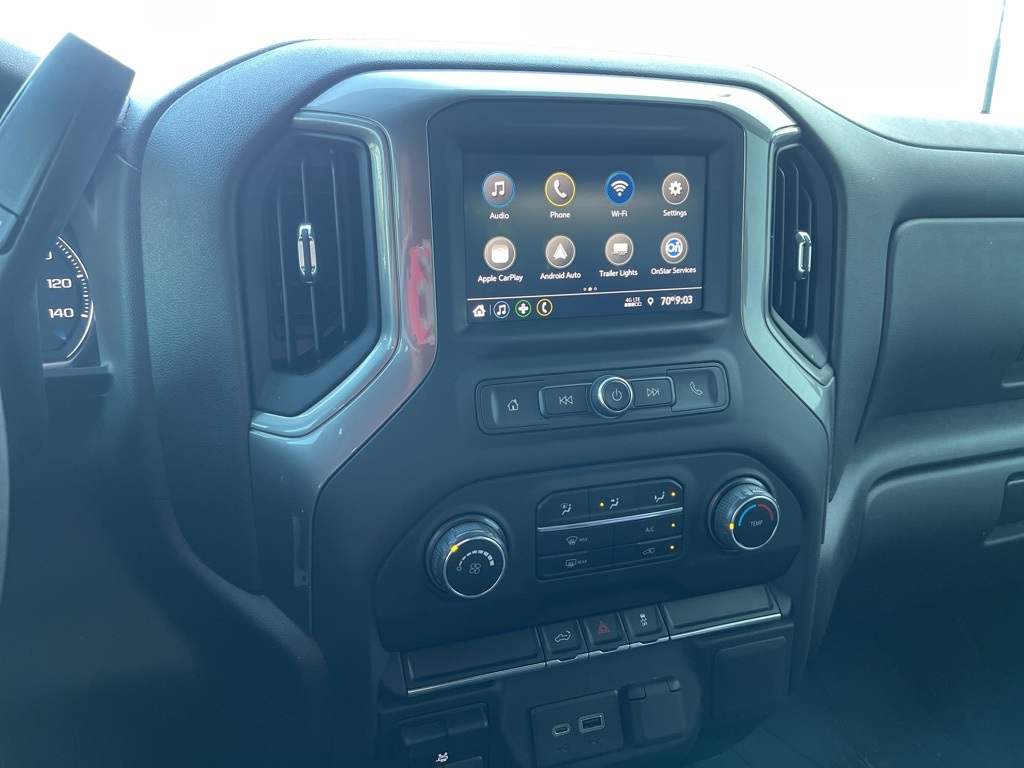 2023 Chevrolet Silverado 2500HD Custom photo 5