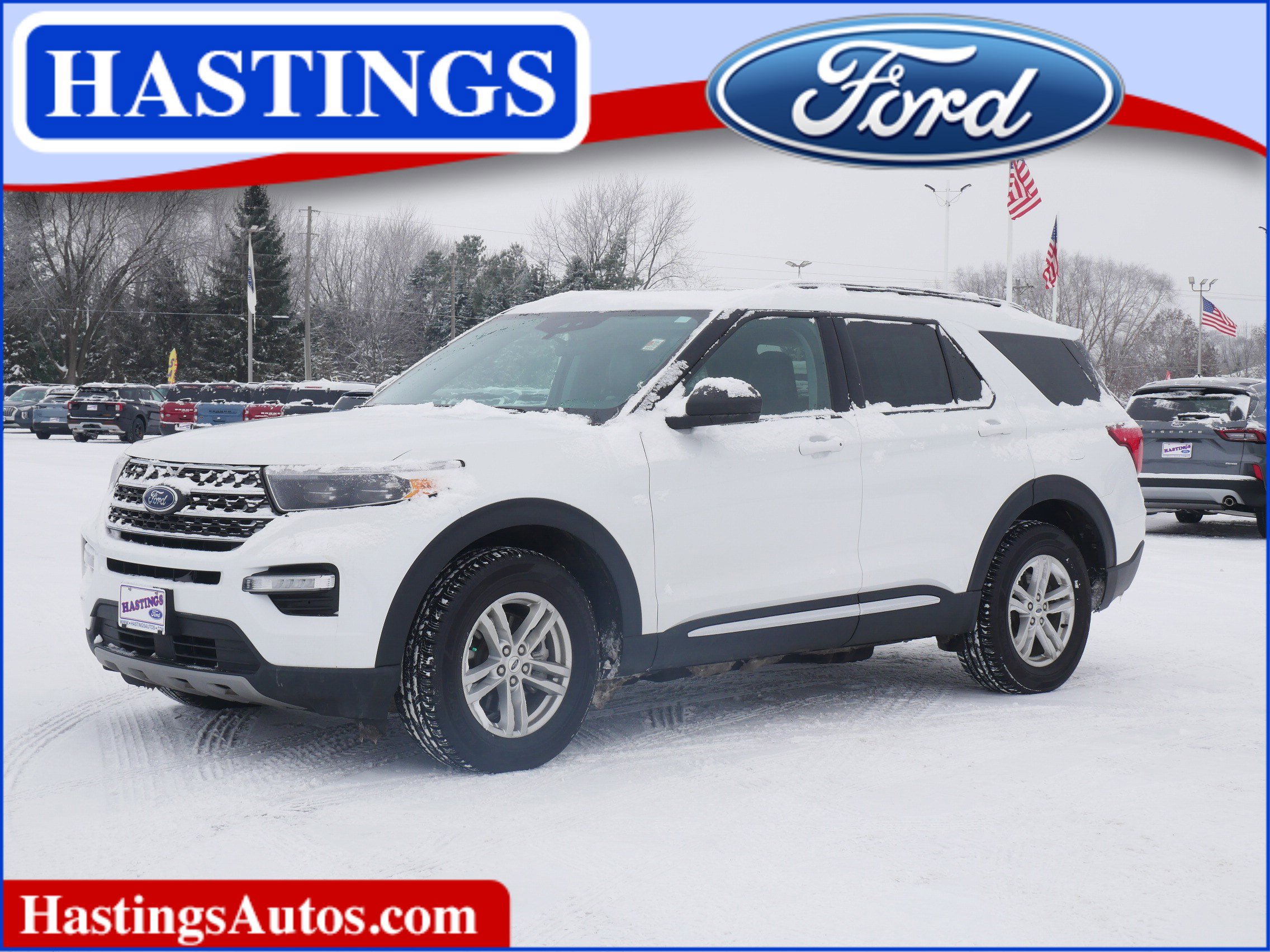 2023 Ford Explorer XLT's photo