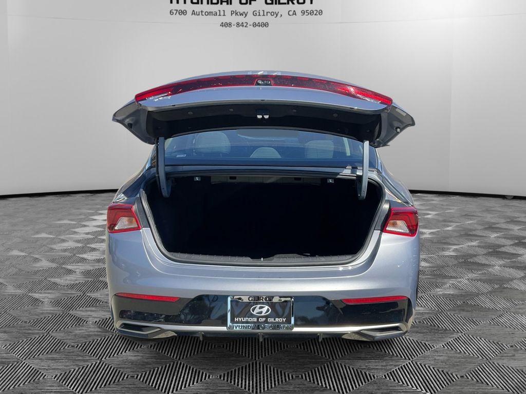 2023 Kia K5 LXS photo 9