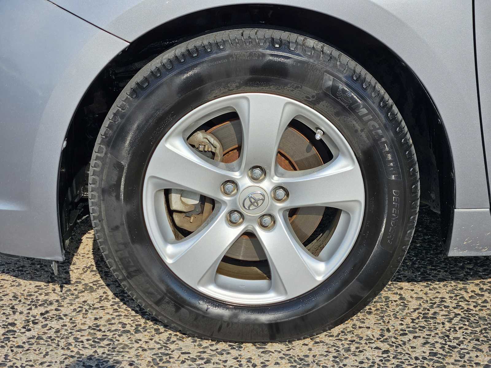 2013 Toyota Sienna LE photo 7