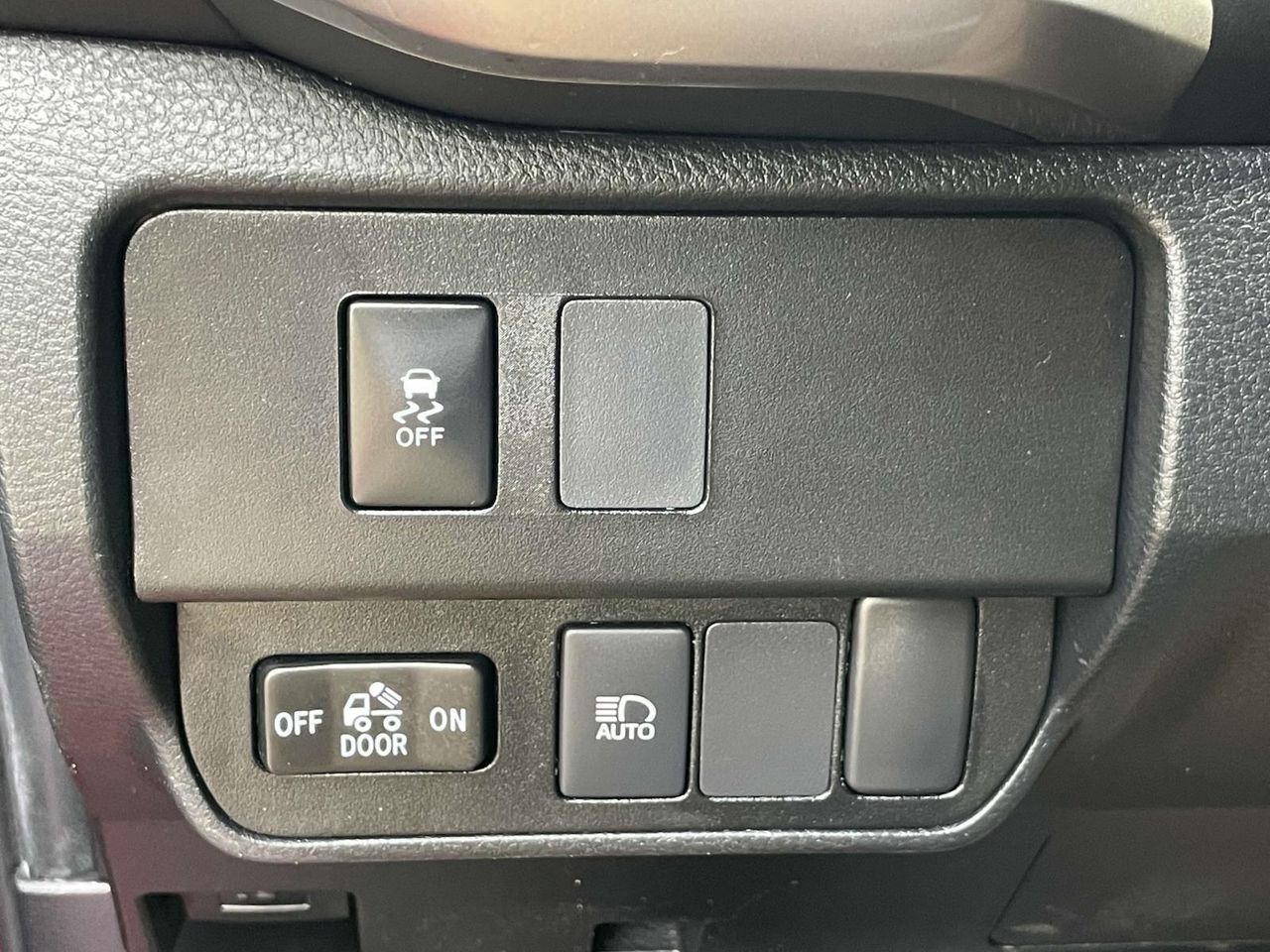 2022 Toyota Tacoma SR5 V6 photo 18