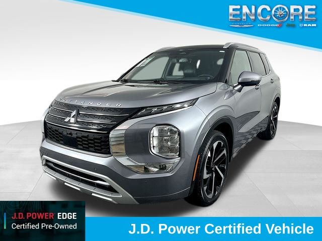 2023 Mitsubishi Outlander SEL's photo