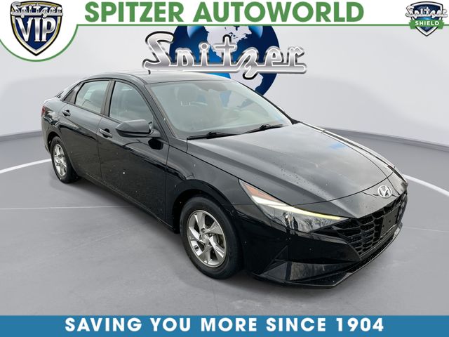 2021 Hyundai Elantra SE's photo