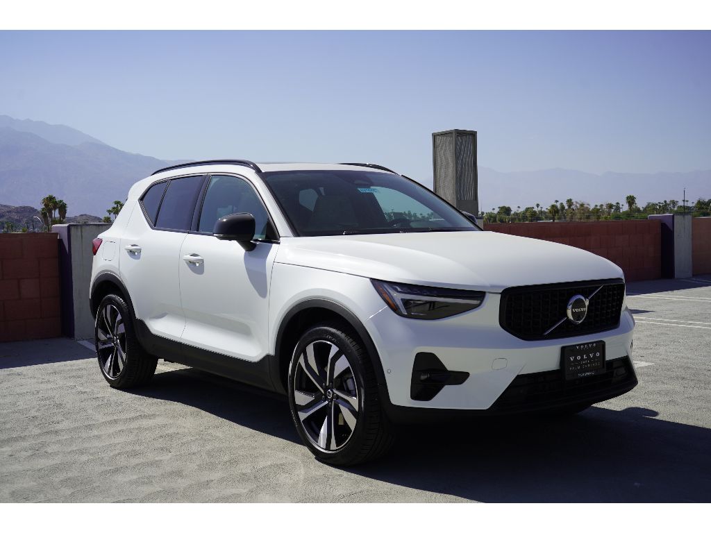 2026 Volvo XC40 Ultra's photo