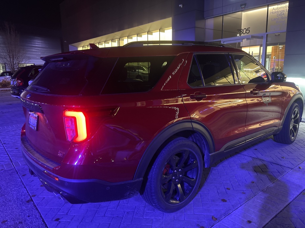 2020 Ford Explorer ST photo 2