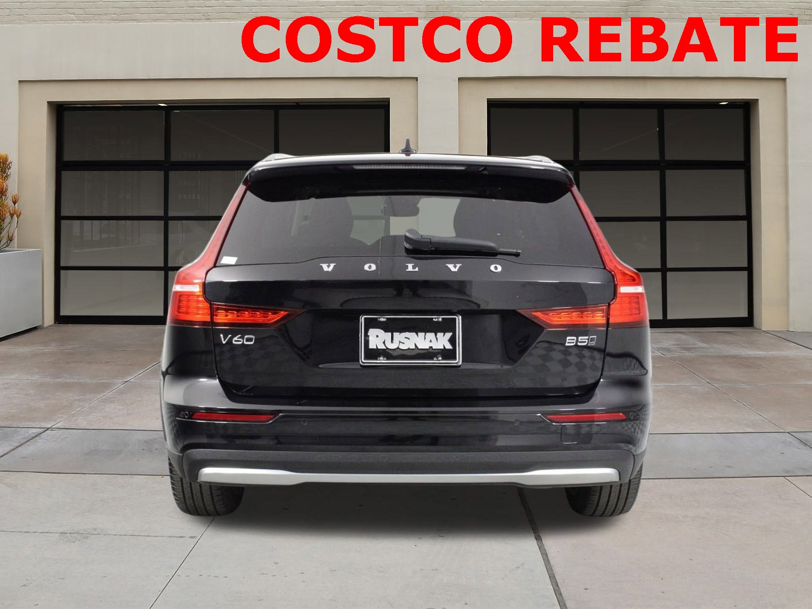 2025 Volvo V60 Cross Country B5 Plus photo 5