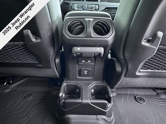 2025 Jeep Wrangler Rubicon photo 26