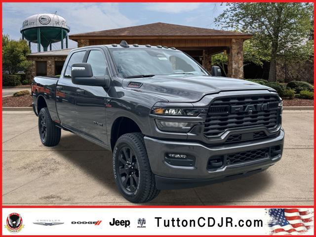 2025 RAM Ram 3500 Pickup Big Horn's photo