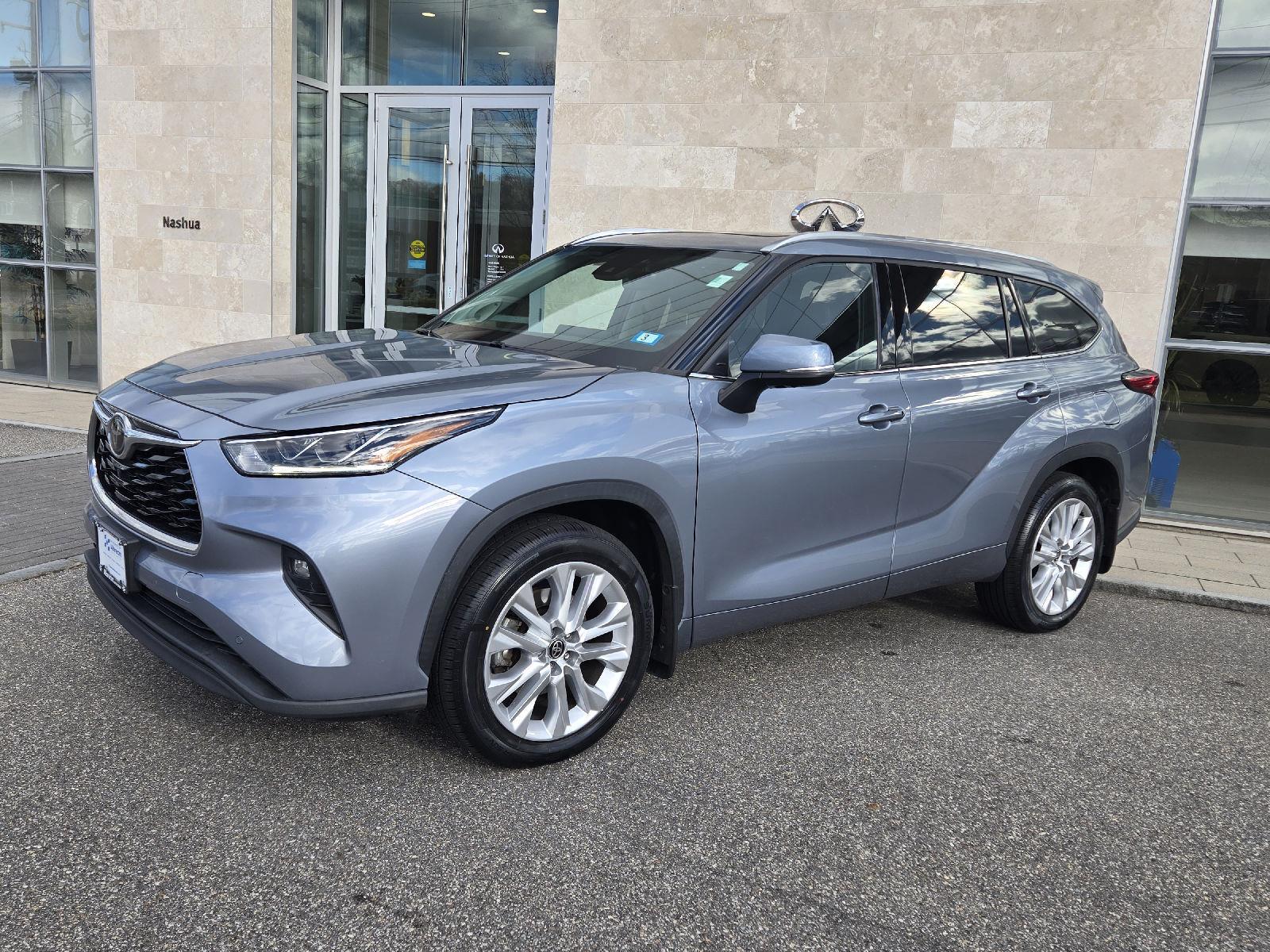 2021 Toyota Highlander Limited photo 2