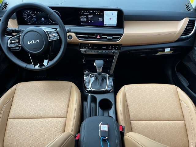 2026 Kia Seltos EX photo 8