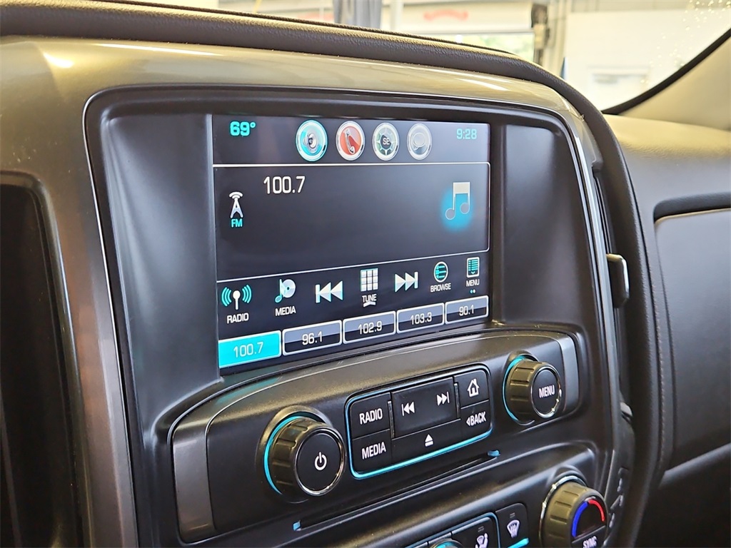 2018 Chevrolet Silverado 1500 LTZ photo 16