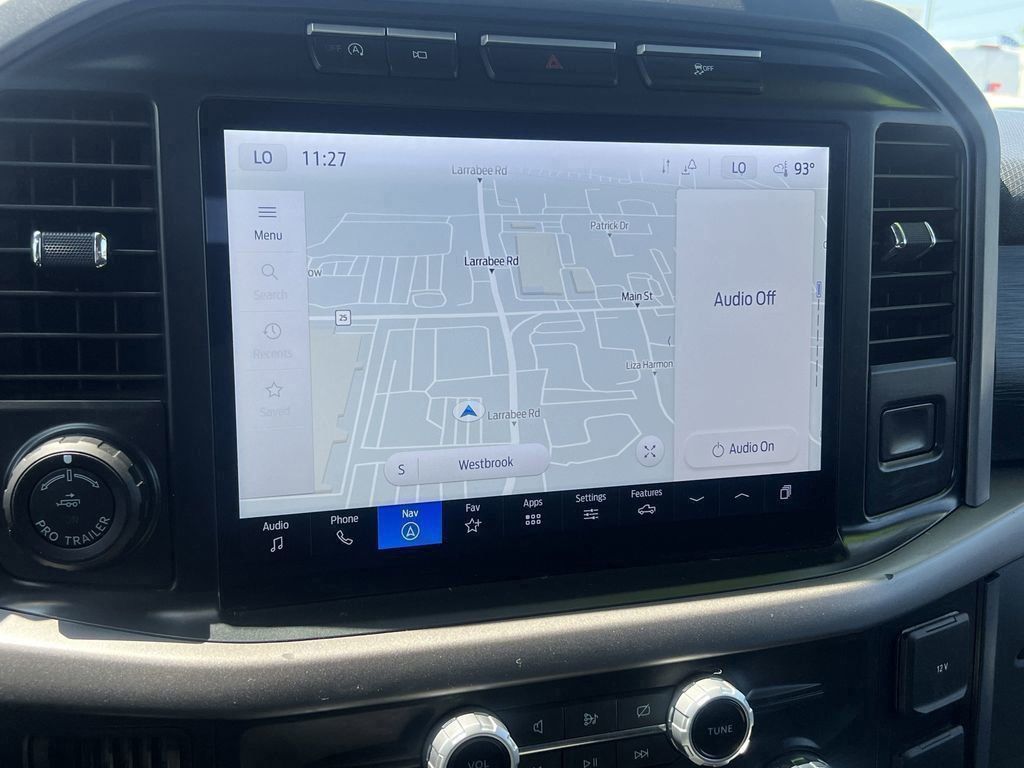 2024 Ford F-150 XLT photo 2