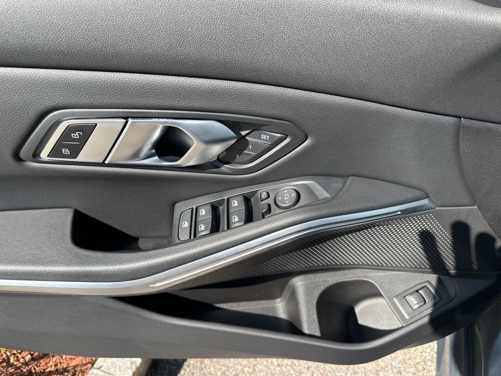 2023 Bmw 330i xDrive photo 9