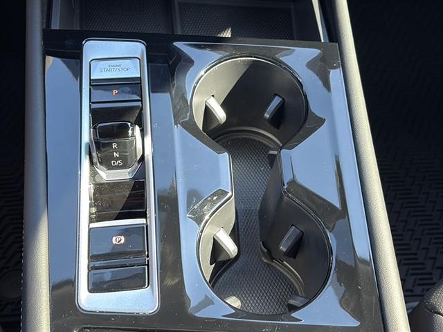 2024 Volkswagen Atlas SE Technology photo 25