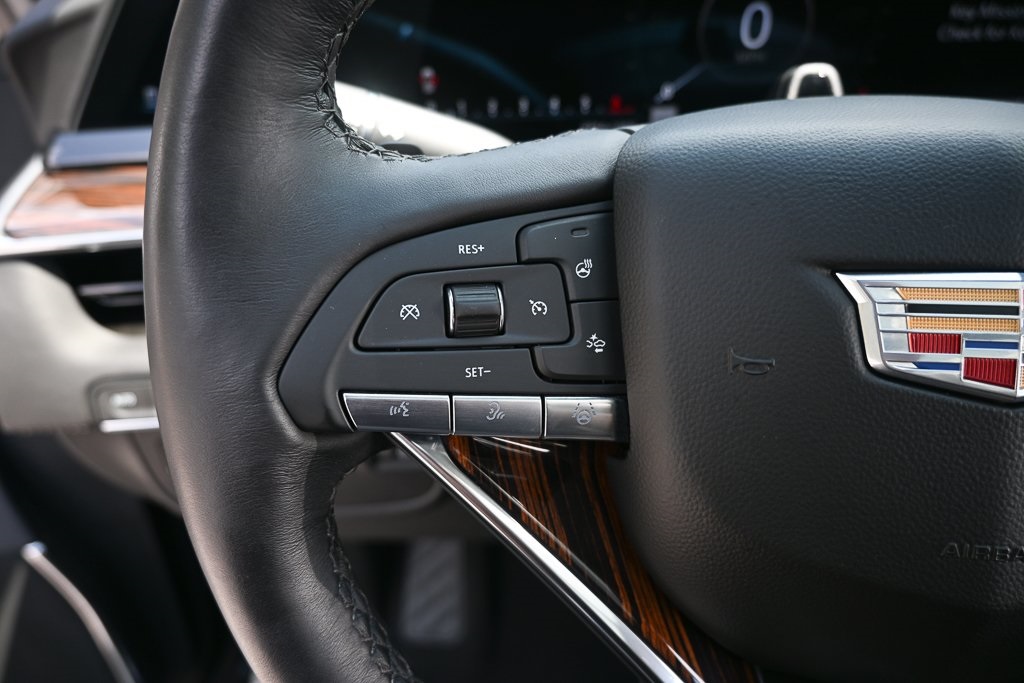 2023 Cadillac Escalade Premium Luxury photo 8