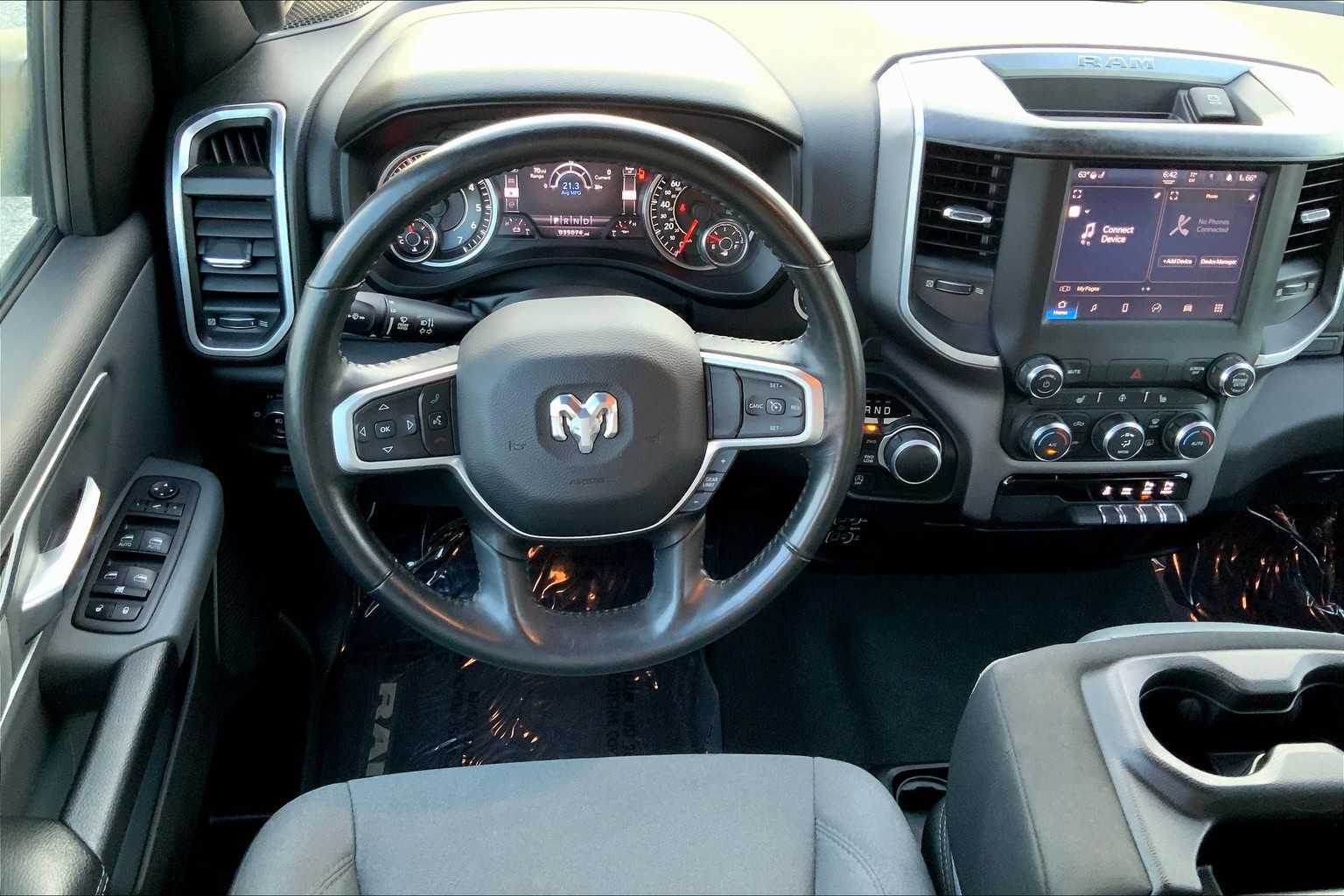 2022 Ram 1500 Big Horn photo 4