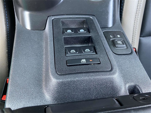 2024 Ford Bronco Wildtrak photo 16