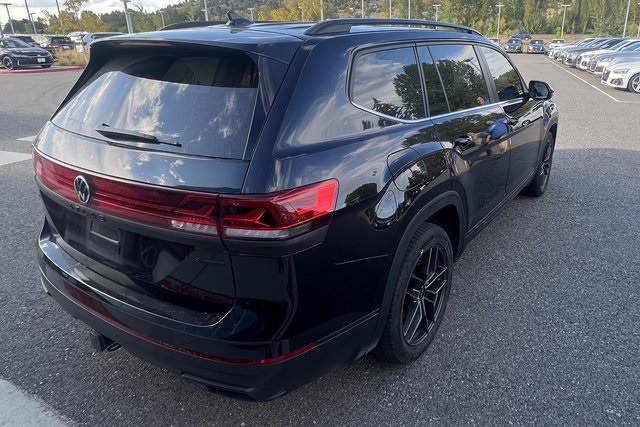 2024 Volkswagen Atlas SE Technology photo 3