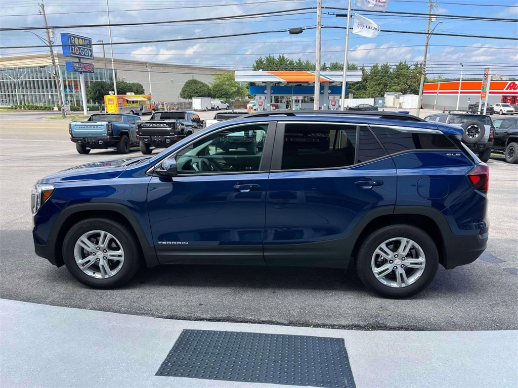 2023 Gmc Terrain SLE photo 5