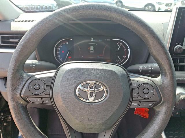 2024 Toyota RAV4 LE photo 19