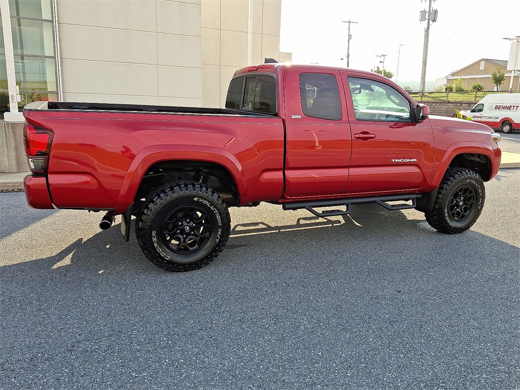2022 Toyota Tacoma SR5 4x4 Access Cab photo 11