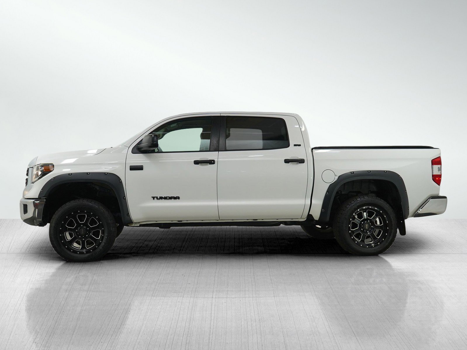 Used 2019 Toyota Tundra SR5 with VIN 5TFDW5F10KX796823 for sale in Bloomington, Minnesota