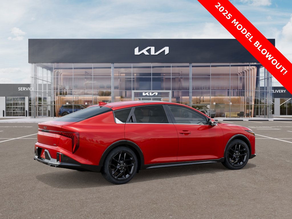 2025 Kia K4 GT-Line Turbo photo 5