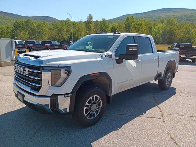 2025 Gmc Sierra 2500 HD SLE photo 3