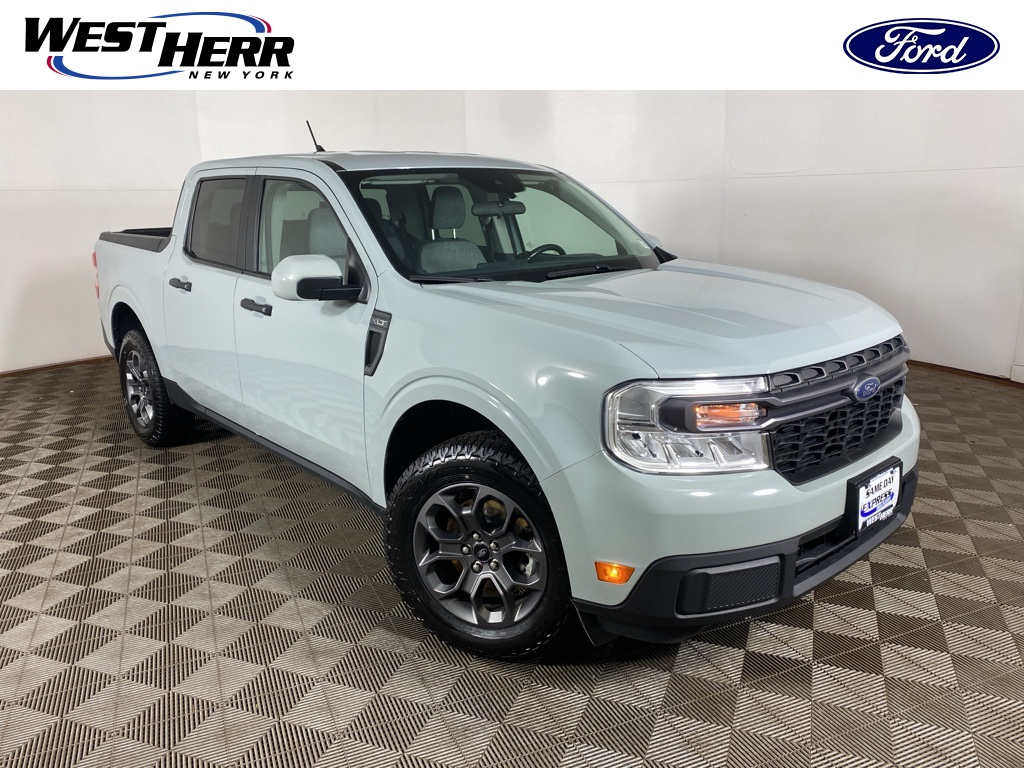 2023 Ford Maverick XLT's photo