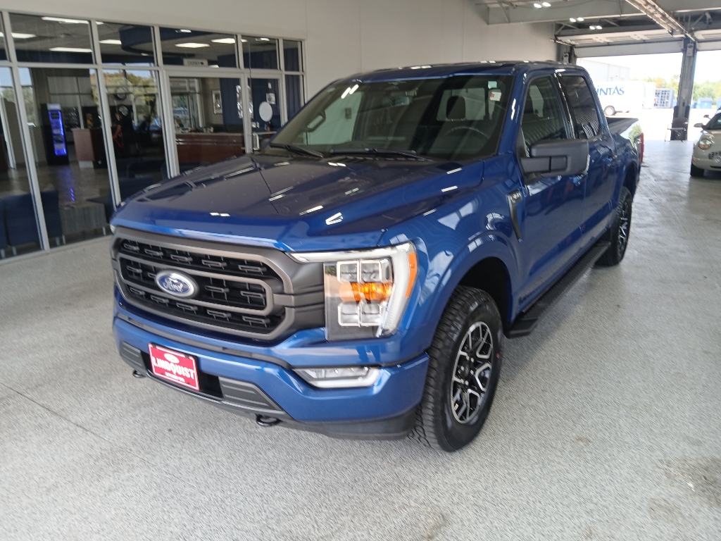 2023 Ford F-150 XLT photo 4