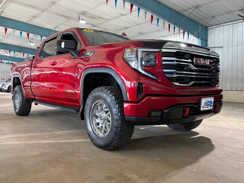 2022 GMC Sierra 1500 AT4's photo
