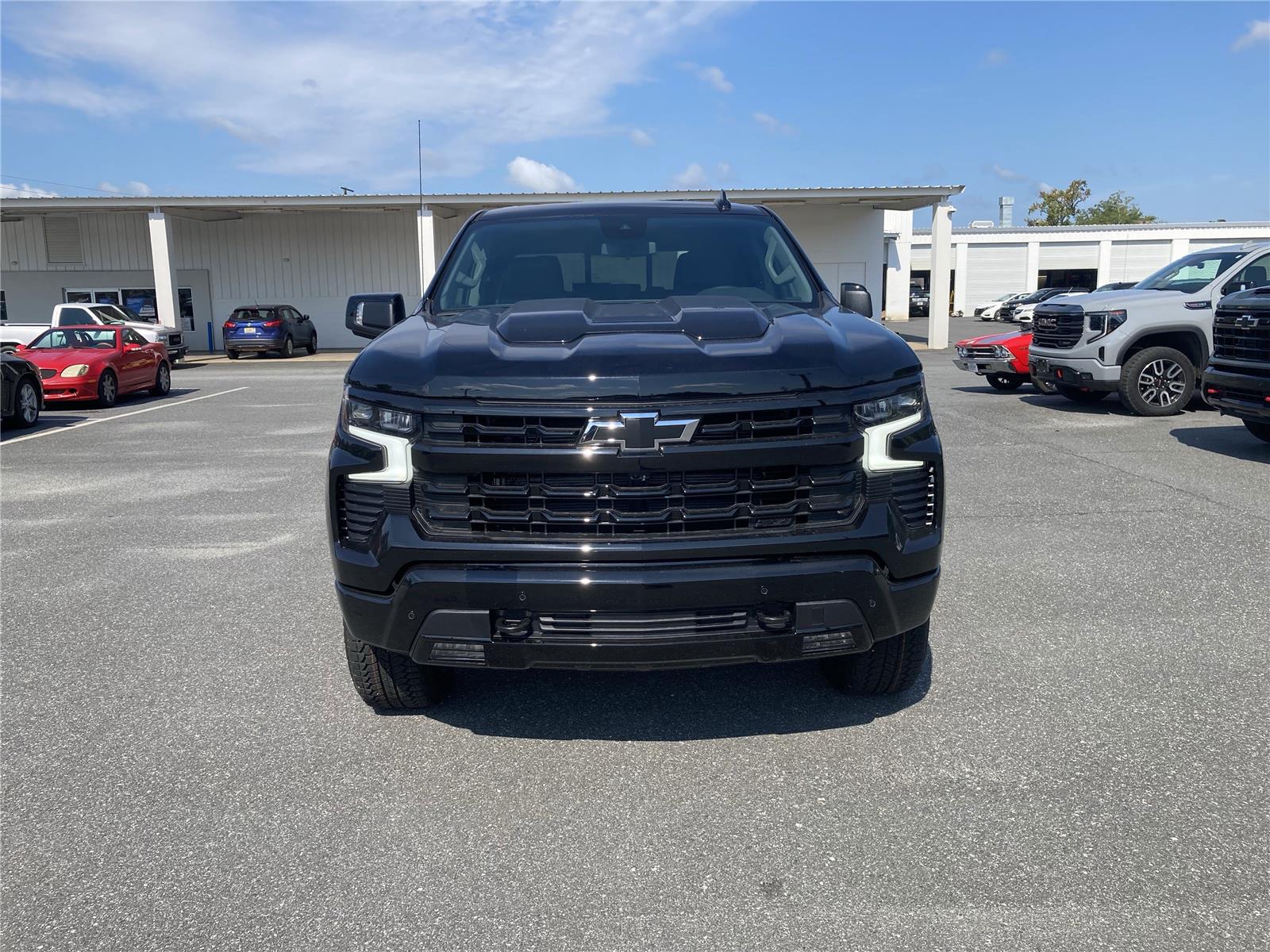 2026 Chevrolet Silverado 1500 LT Trail Boss photo 2