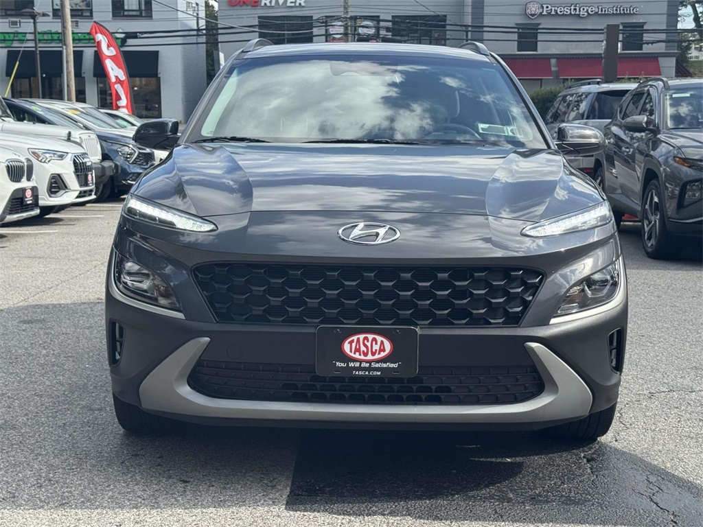 2023 Hyundai Kona SEL photo 2