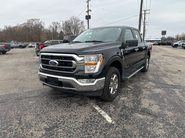 2023 Ford F-150 XLT's photo