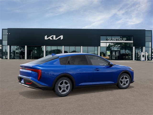 2025 Kia K4 LXS photo 4