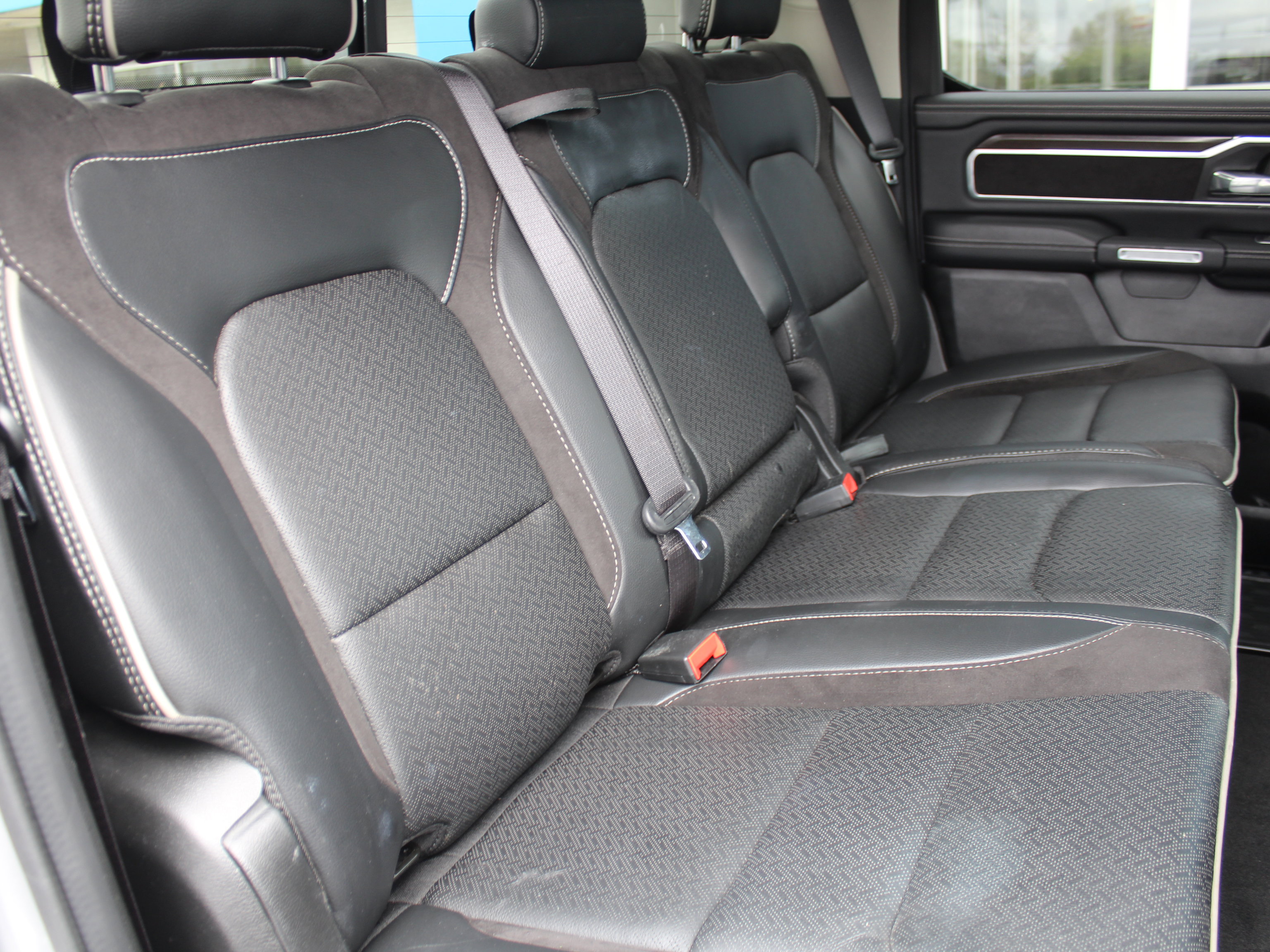 2022 Ram 1500 Laramie photo 36