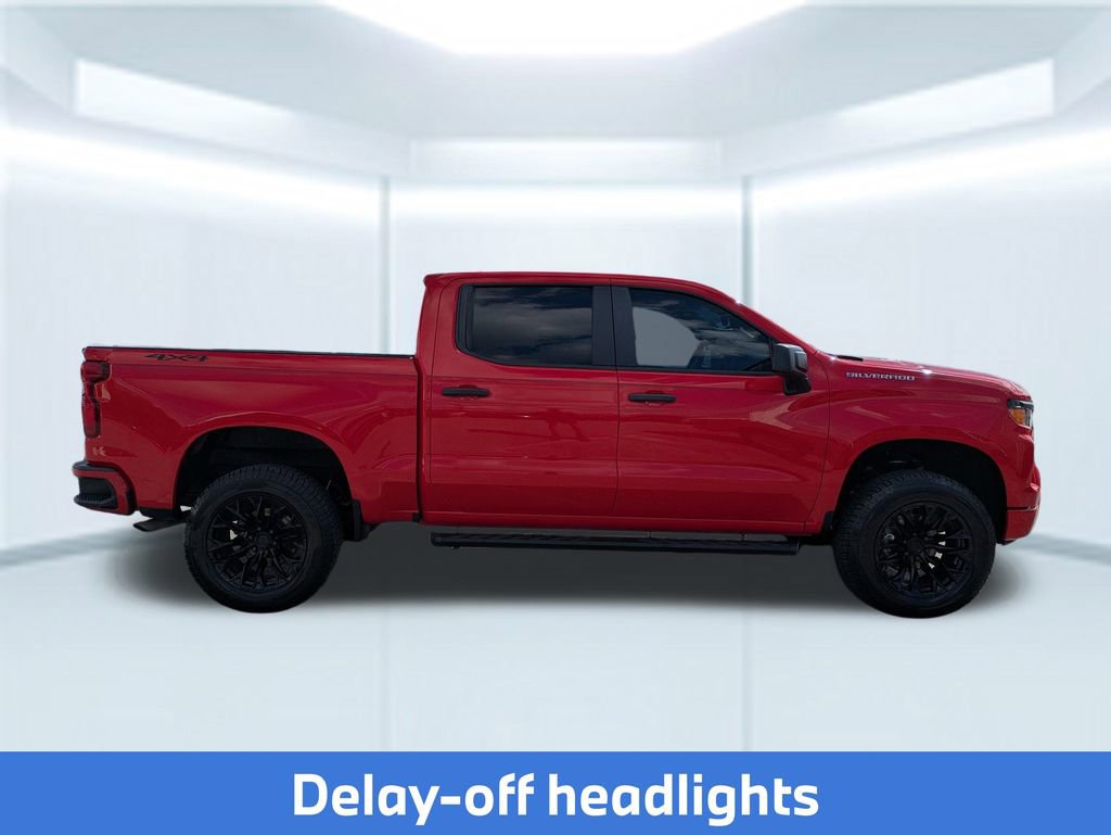 2023 Chevrolet Silverado 1500 Custom photo 6