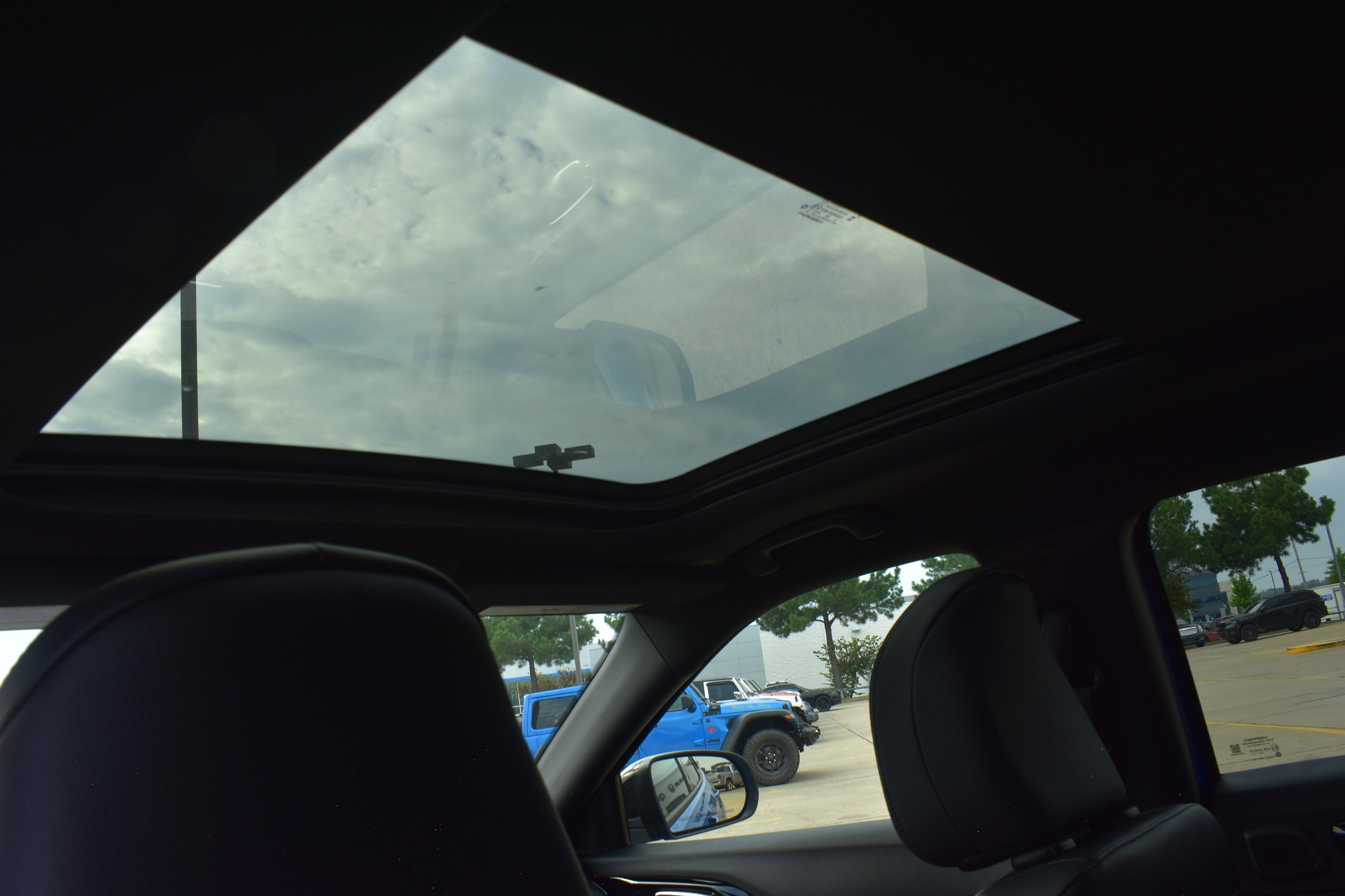 2025 Jeep Compass North Edition Latitude photo 9