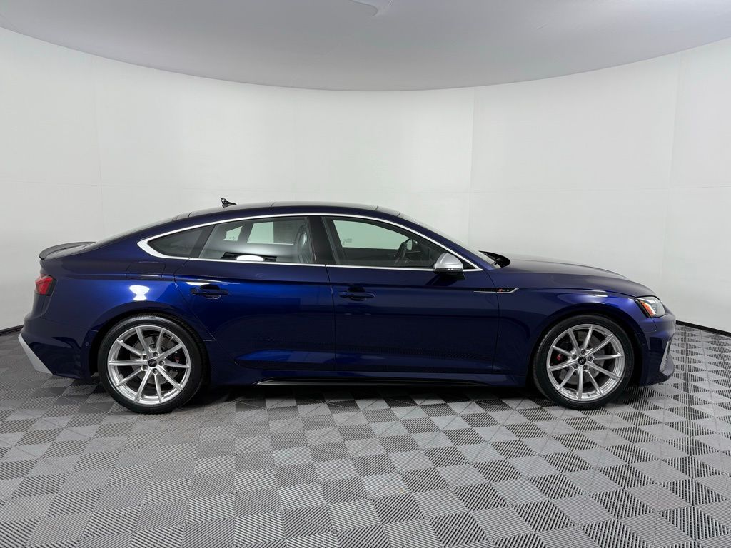 2023 Audi RS 5 photo 3