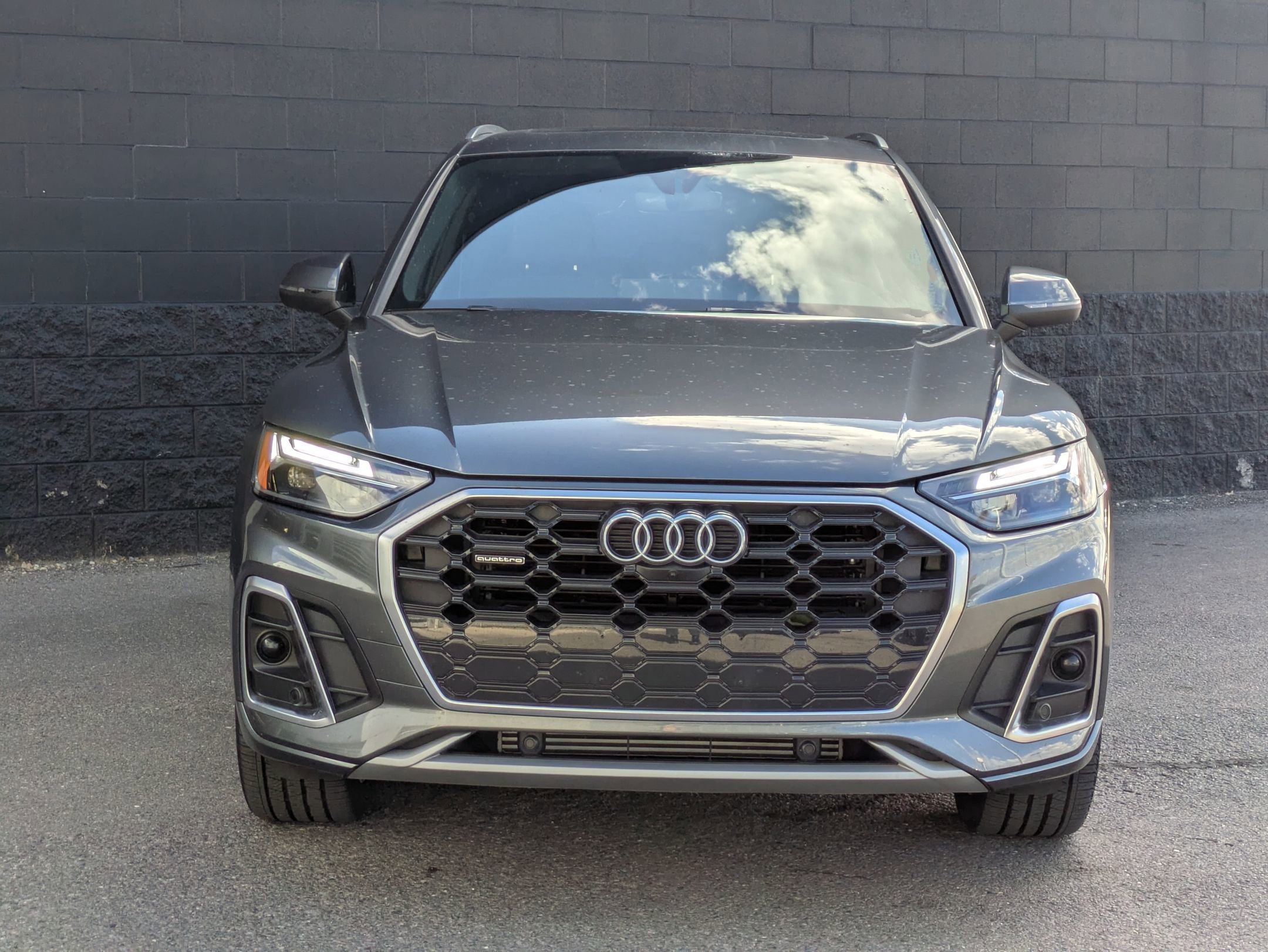 2023 Audi Q5 S line Premium Plus photo 2