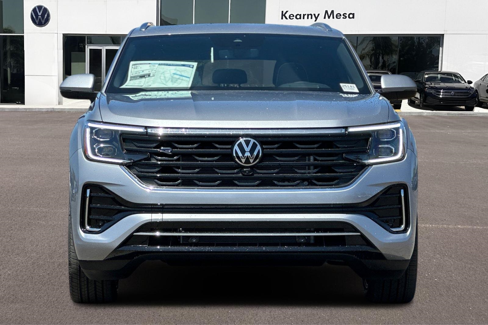 2026 Volkswagen Atlas Cross Sport SEL Premium R-Line photo 9