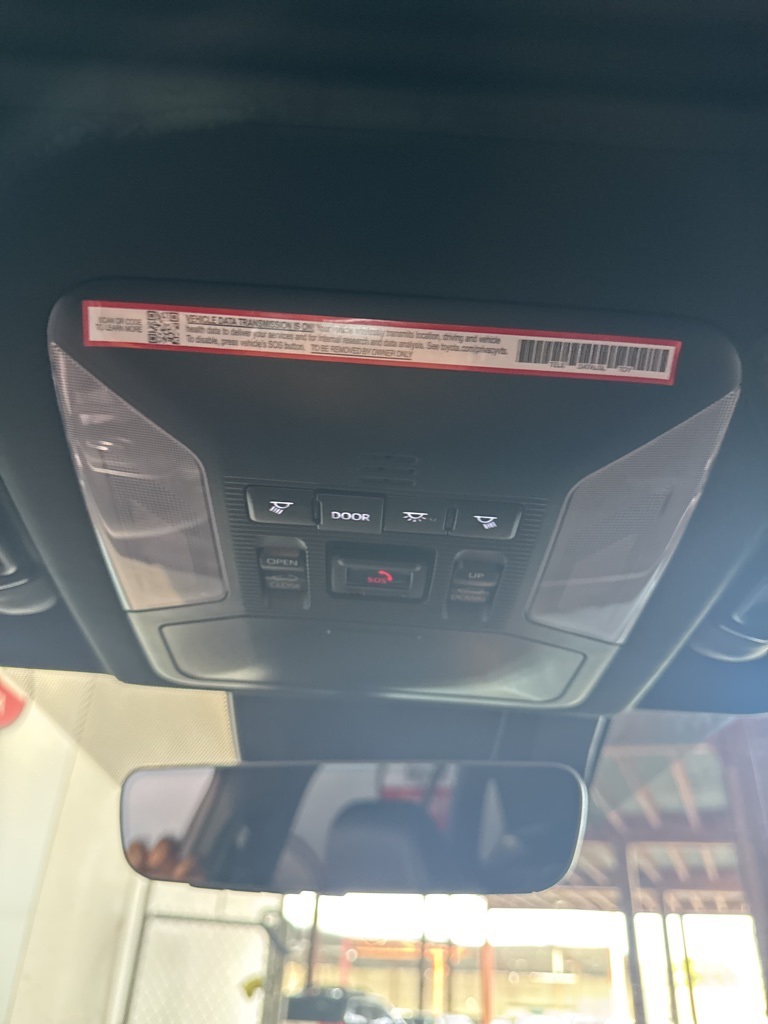 2025 Toyota RAV4 Hybrid XSE photo 40