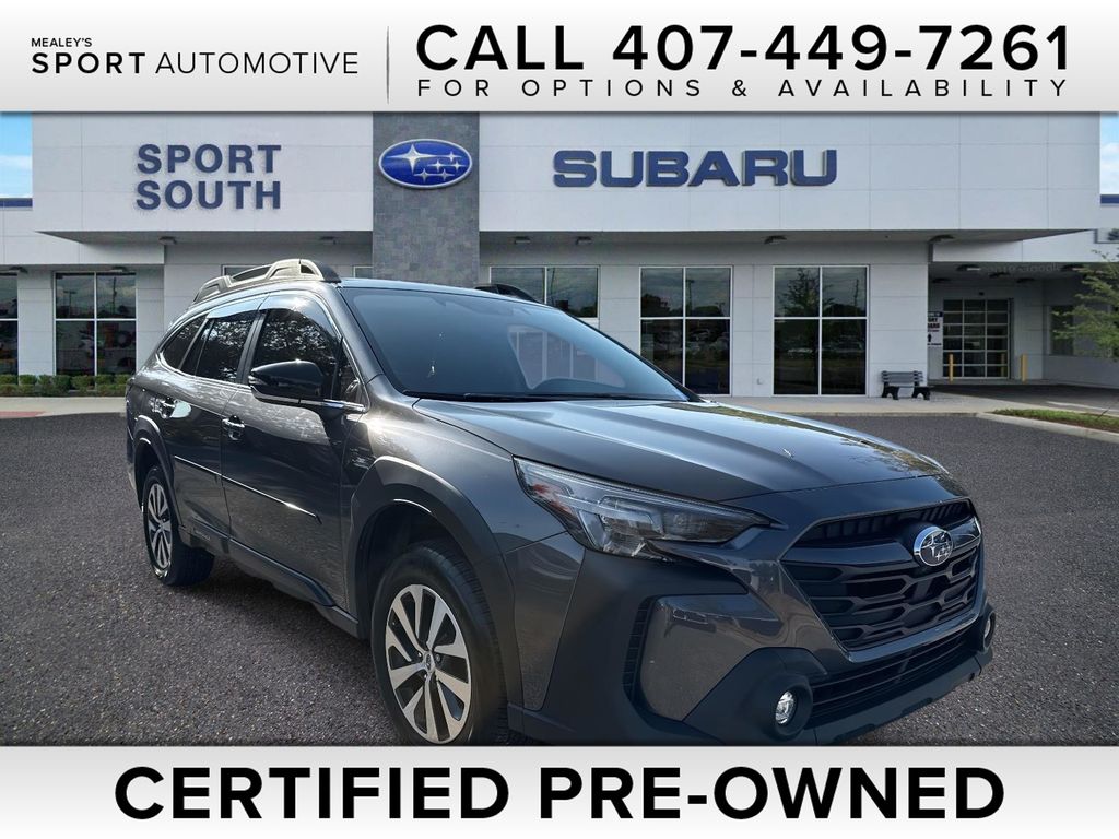2025 Subaru Outback Premium's photo